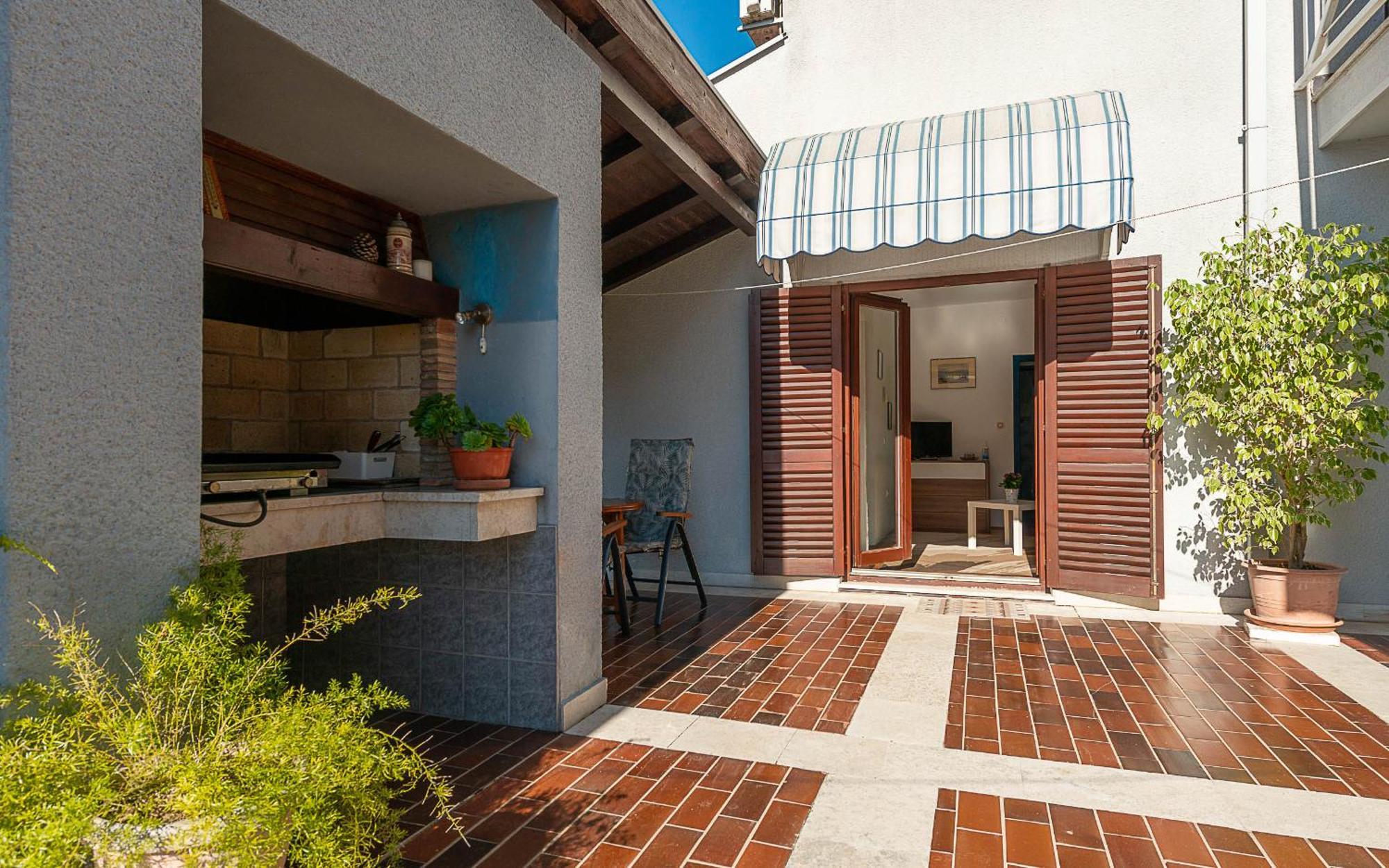 Apartments D&V 罗维尼 外观 照片